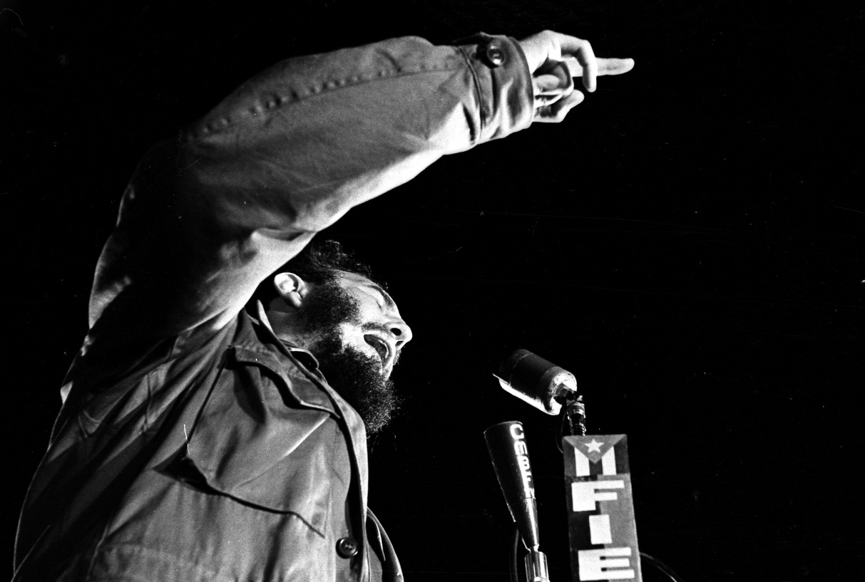 fidel-castro-universidad-habana-27-noviembre-1960-discurso